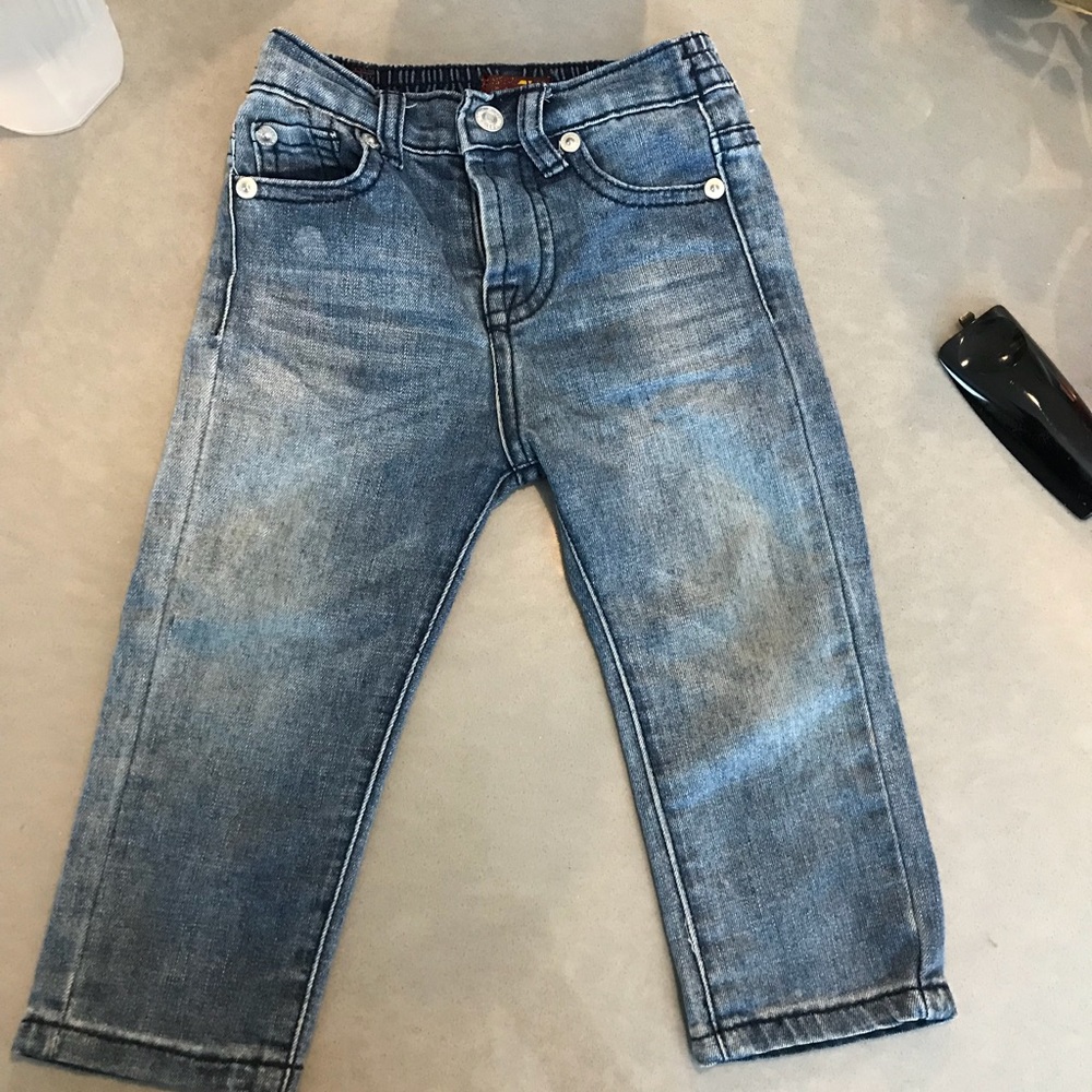 7 jean